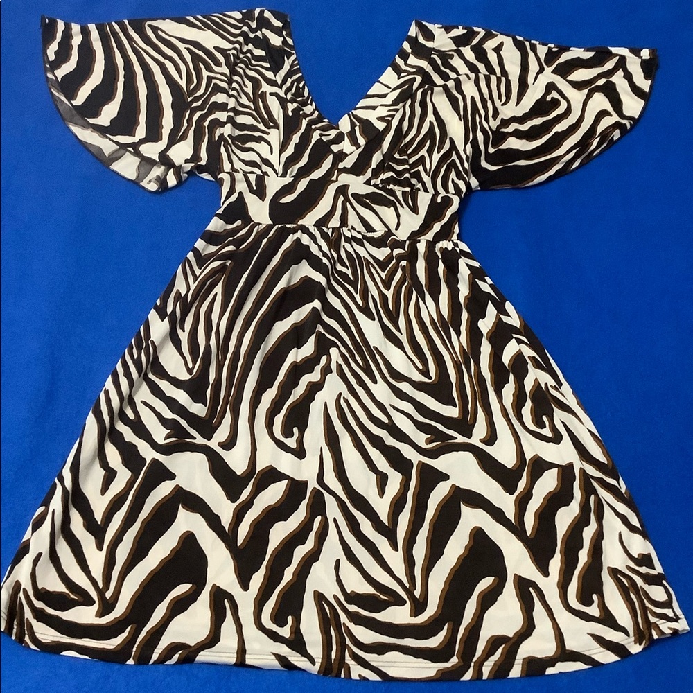 Sele Animal Print mini summer casual  dress size 0. (W616)